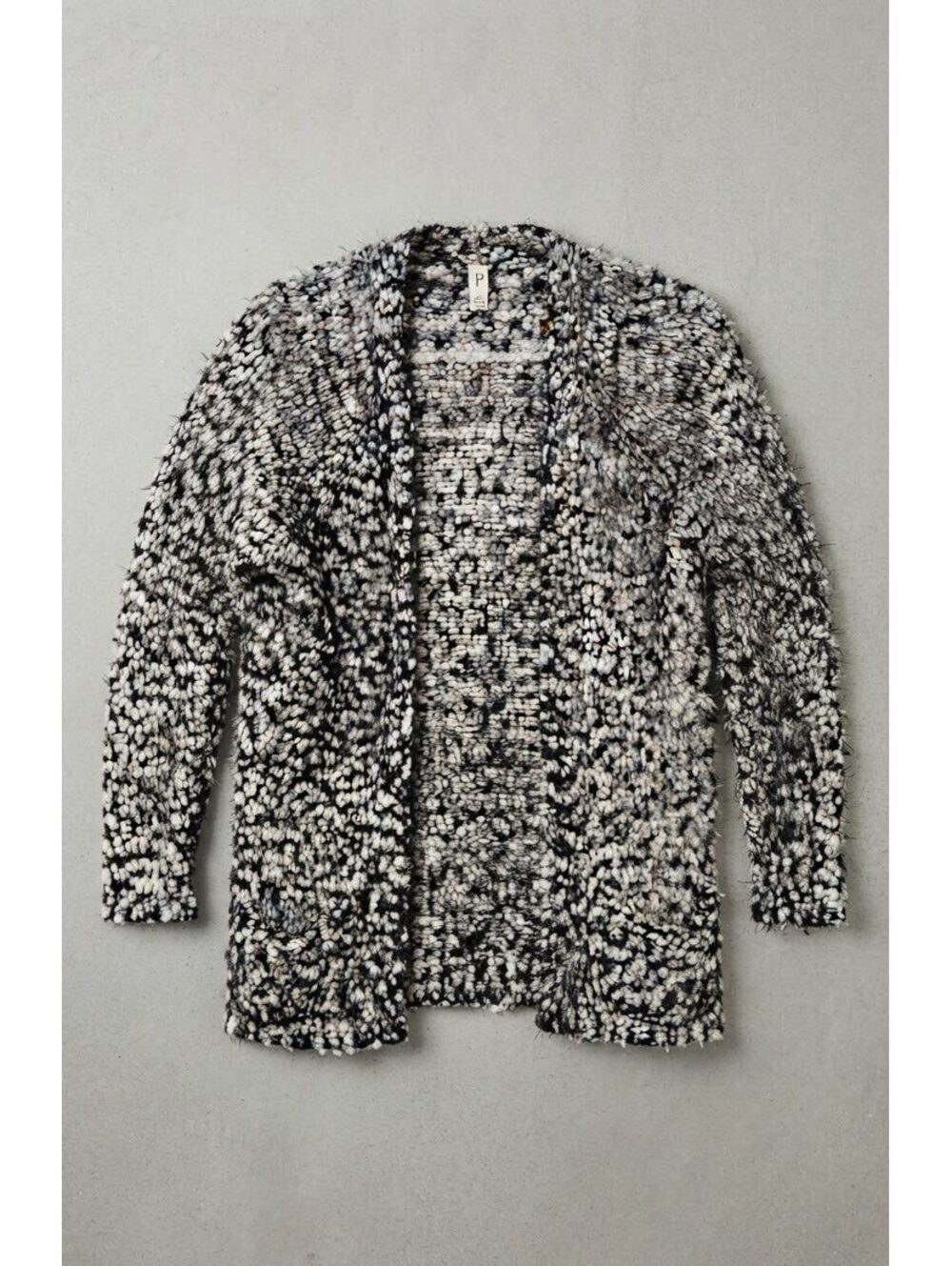 POL Black & White Textured Loop-Yarn Open-Front Cardigan – Size Medium